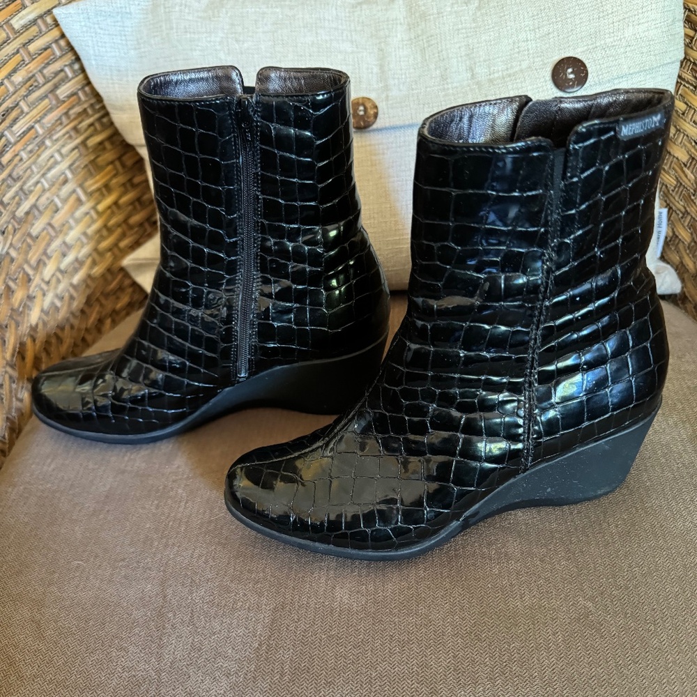 Mephisto Patent Leather Air-Jet Booties - Size 7